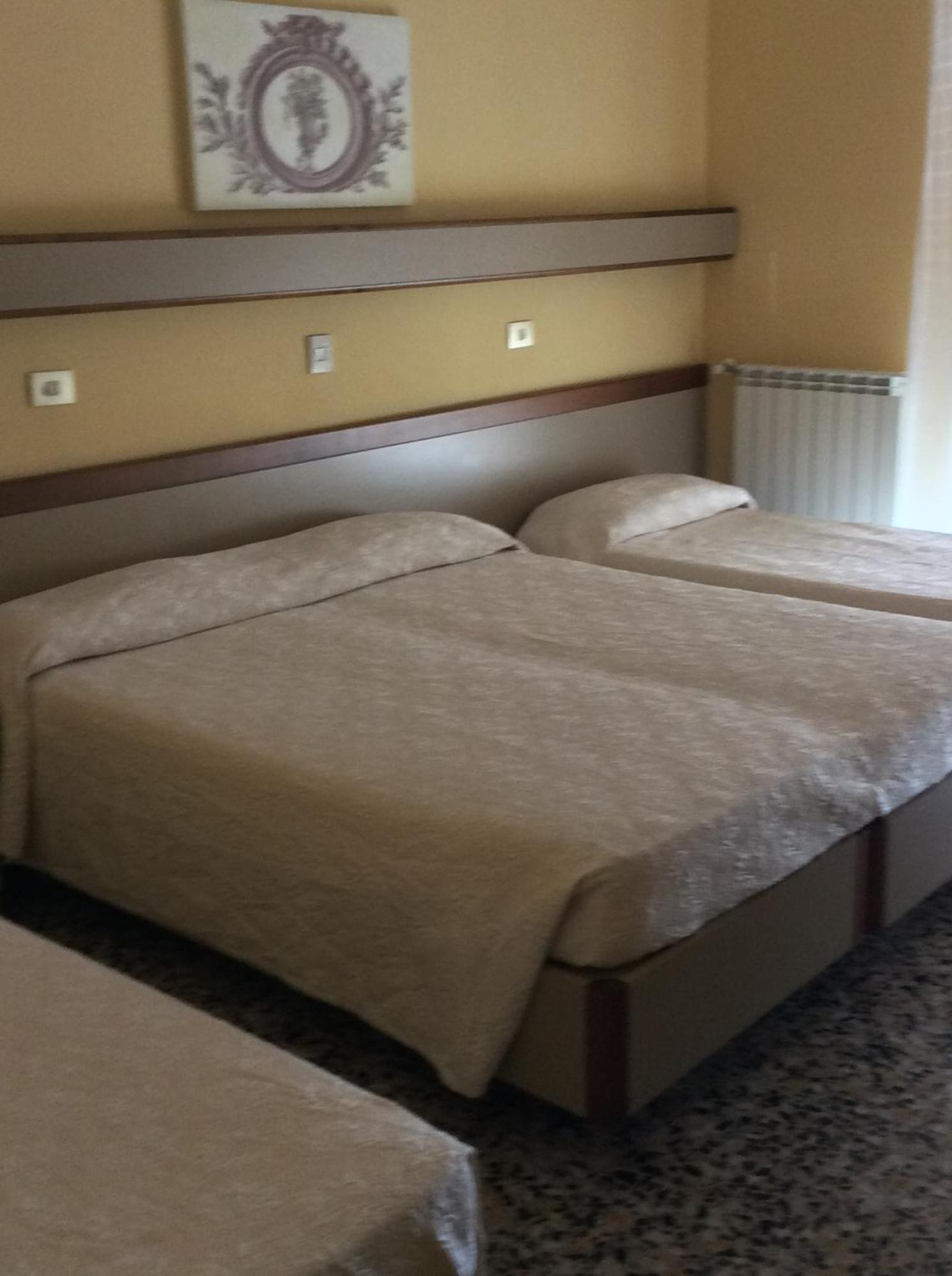 Hotel Bergamo Mare Mhotelsgroup San Bartolomeo Al Mare Extérieur photo
